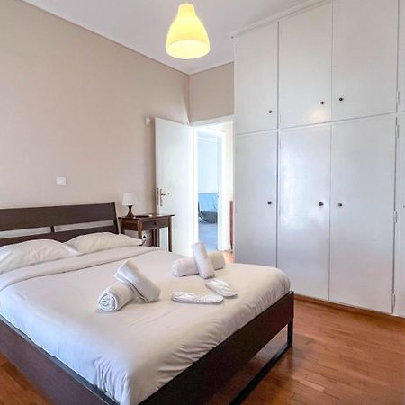 אתונה Alimos Sea View Family Apartment מראה חיצוני תמונה