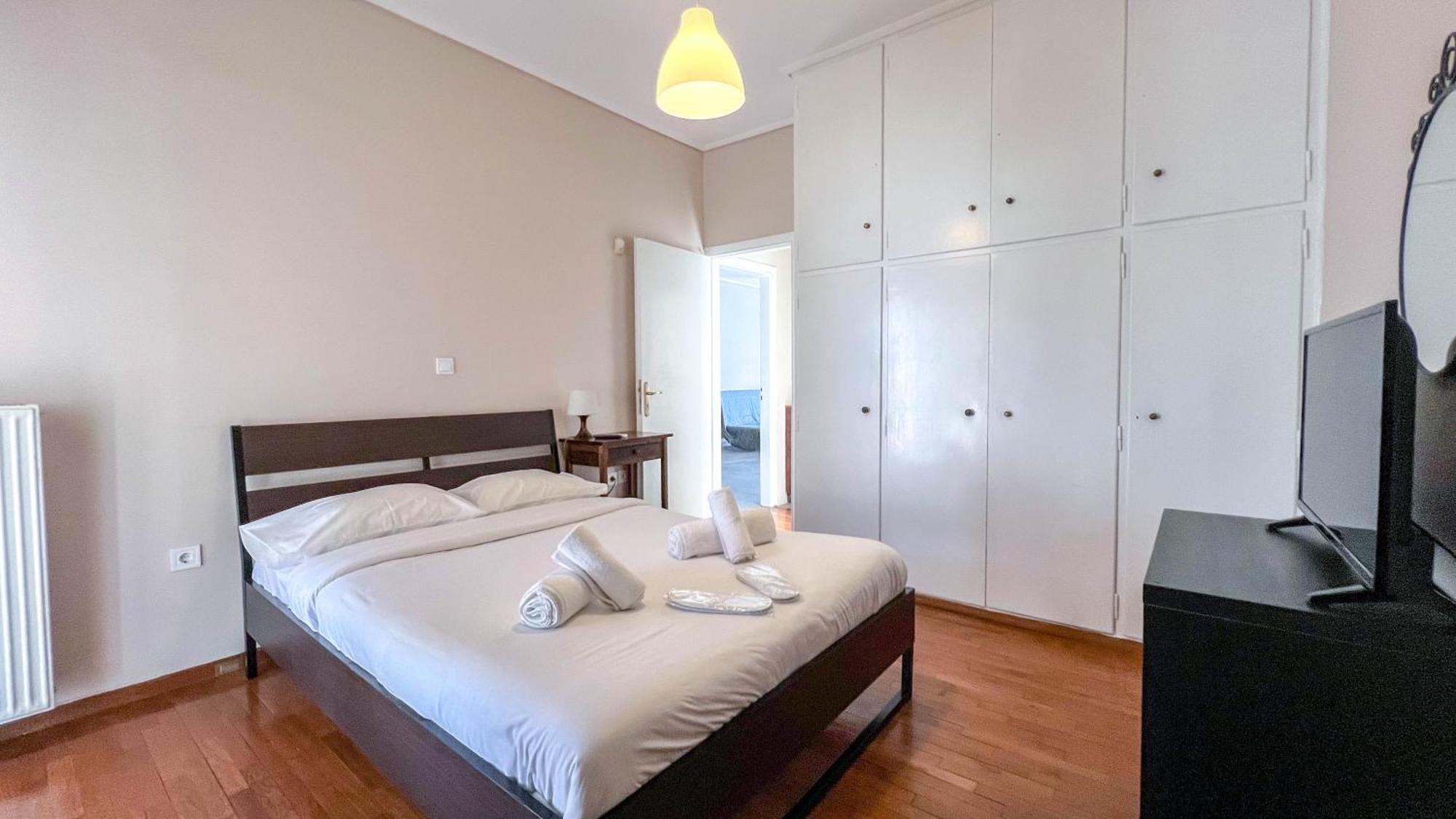 אתונה Alimos Sea View Family Apartment מראה חיצוני תמונה