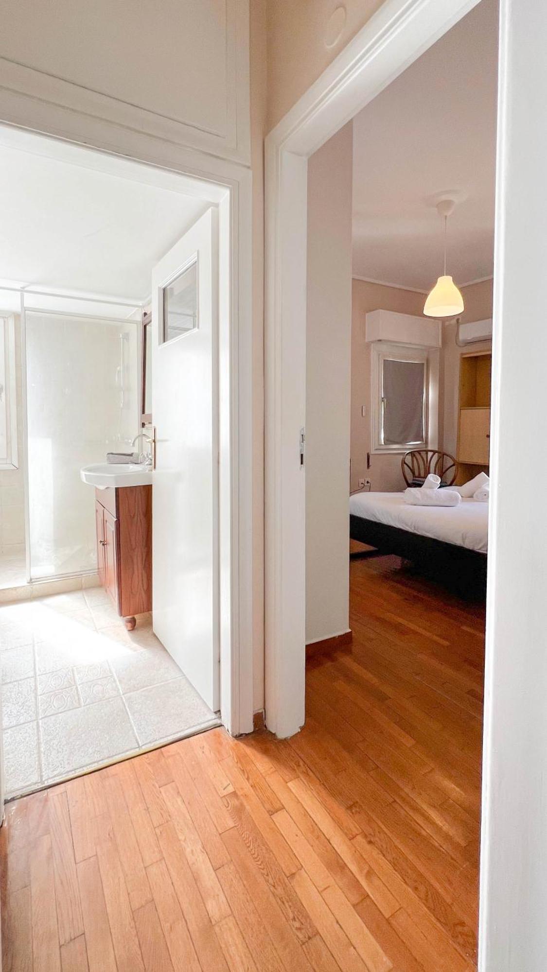 אתונה Alimos Sea View Family Apartment מראה חיצוני תמונה